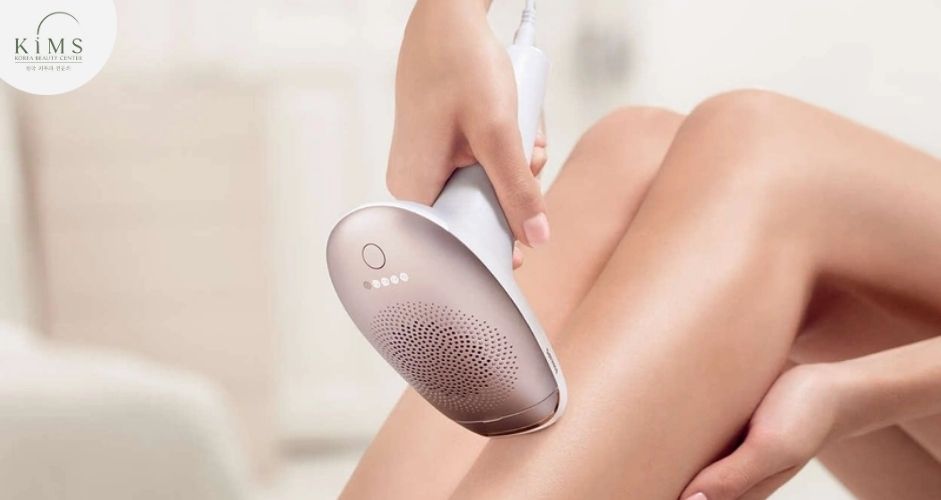 Ánh sáng từ máy triệt lông tại nhà chỉ tác động đến lớp nang lông, an toàn cho da